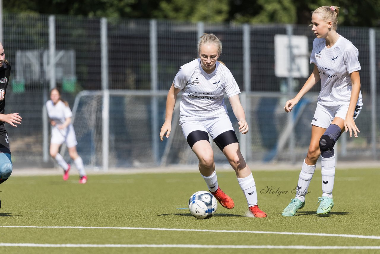 Bild 68 - wBJ Alstertal-Langenhorn - SV Henstedt-Ulzburg : Ergebnis: 4:1